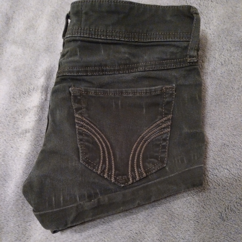 Hollister Low Rise Shorts - Picture 8 of 8